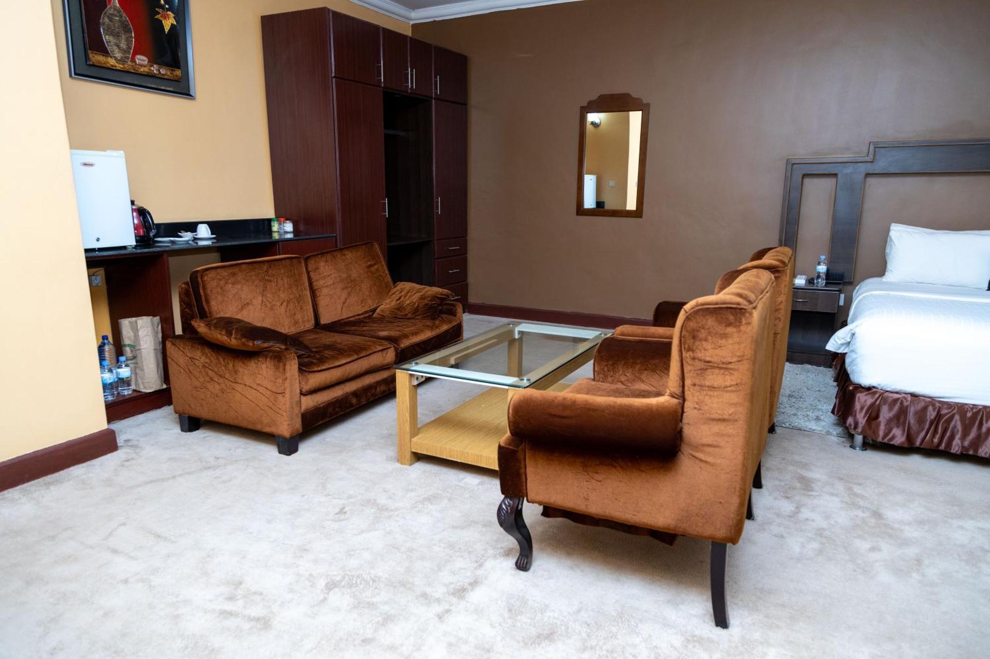 The Country Inn By Smart Haven Kigali Exterior foto